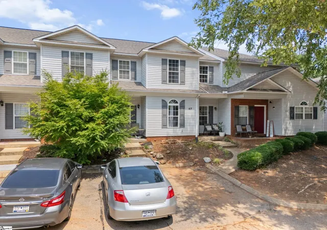Homes for sale in Greer, SC | 47 Huntress Dr, Greer, SC 29651 | MLS# 1594565