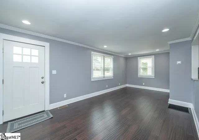 Photo 3 of Single family home for sale at 105 E Bearden St, Greer, SC 29651 | MLS# 1602060 | Listing updated on 2026-09-16