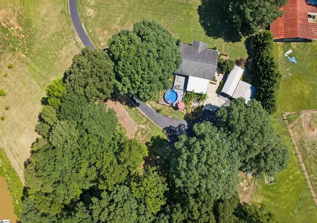 Photo 3 of Single family home for sale at 1210 Cooper Bridge Rd, Woodruff, SC 29388 | MLS# 1597469 | Listing updated on 2026-10-08
