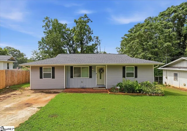 Photo 1 of Single family home for sale at 96 N State Dr Dr, Greenville, SC 29605 | MLS# 1597800 | Listing updated on 2026-08-13
