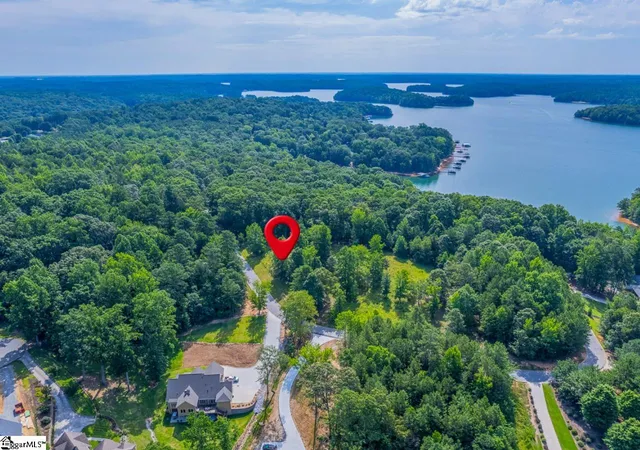 Homes for sale in Fair Play, SC | 461 Overlook Dr, Fair Play, SC 29643 | MLS# 1561629