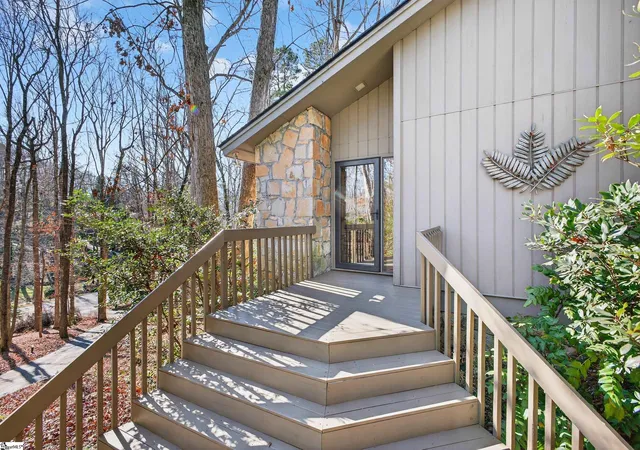 Photo 3 of Single family home for sale at 434 Henderson Rd, Greenville, SC 29607 | MLS# 1598046 | Listing updated on 2026-08-24