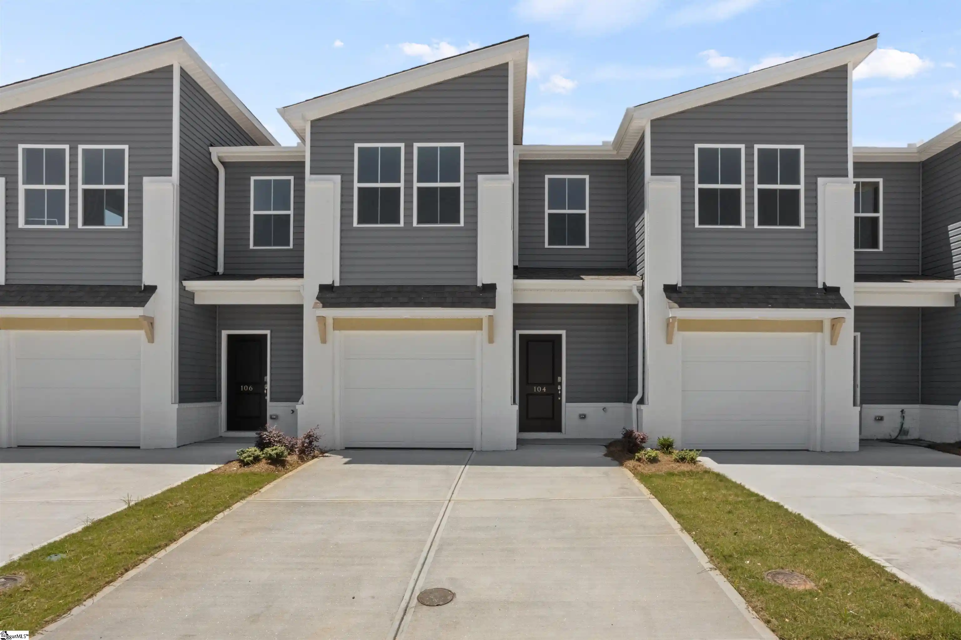 Townhouse for sale at 313 Parksville Pl, Greenville, SC 29605 | MLS# 1606923