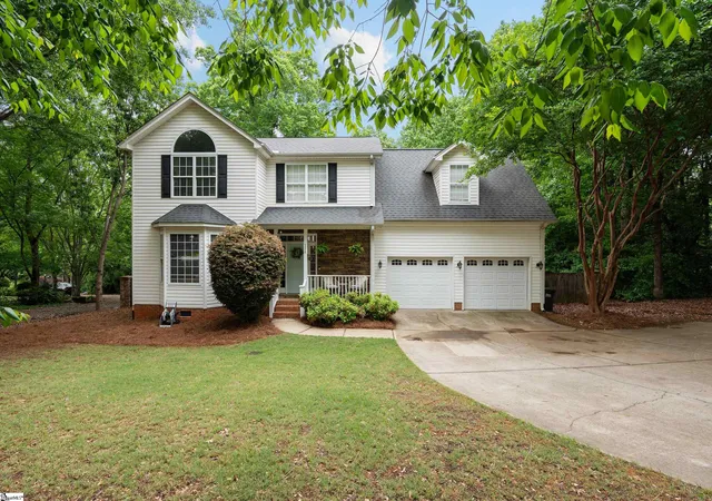 1st image of 200 Shady Ln, Greenville, SC 29615 | MLS# 1589991