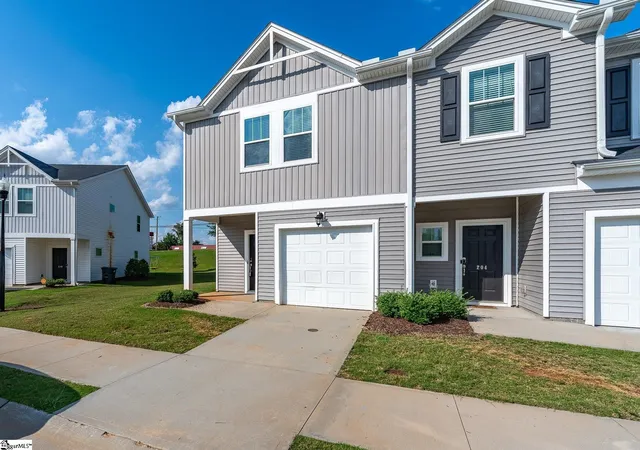 Photo 1 of Townhouse for sale at 206 Telford Dr, Greenville, SC 29617 | MLS# 1602143 | Listing updated on 2026-08-31