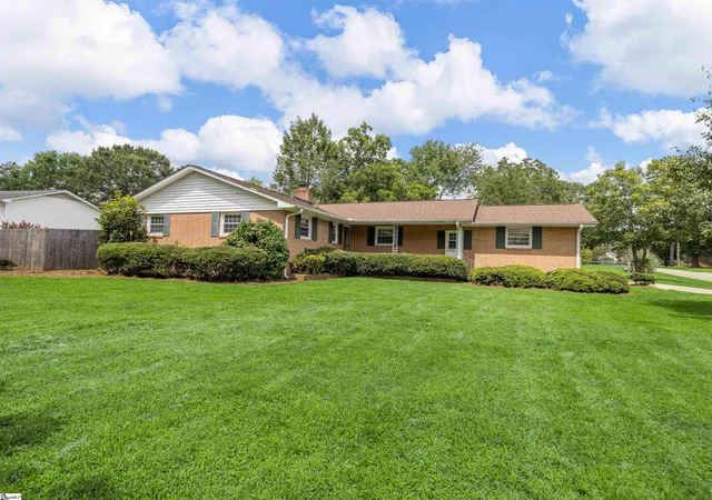 2nd image of 601 Wood Dr, Greer, SC 29651 | MLS# 1597101