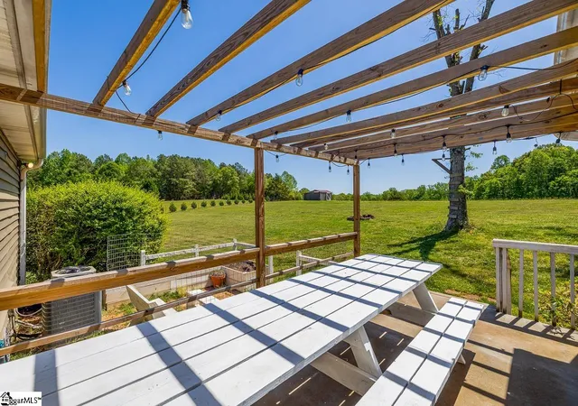 Photo 4 of Single family home for sale at 501 Bushy Creek Rd, Woodruff, SC 29388 | MLS# 1589340 | Listing updated on 2026-10-30