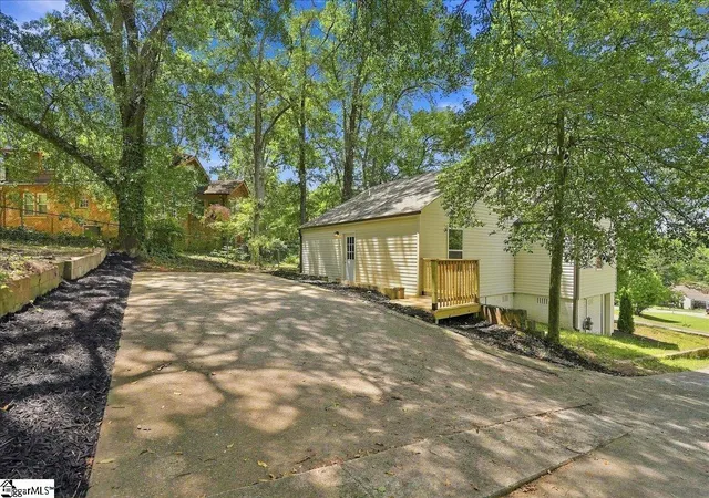 Photo 24 of Single family home for sale at 125 Haviland Ave, Greenville, SC 29607 | MLS# 1601380 | Listing updated on 2026-09-21