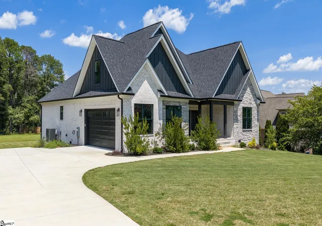 Photo 2 of Single family home for sale at 972 Nantahala Dr, Chesnee, SC 29323 | MLS# 1600121 | Listing updated on 2026-09-02