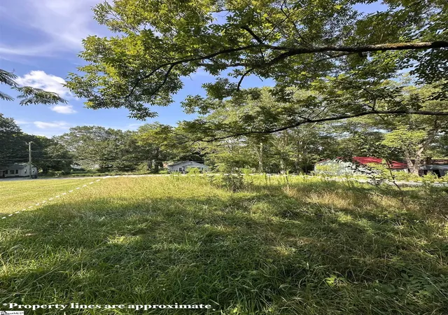 Photo 3 of Land for sale at 712 Beachwood Ave, Anderson, SC 29621 | MLS# 1596522 | Listing updated on 2026-07-01