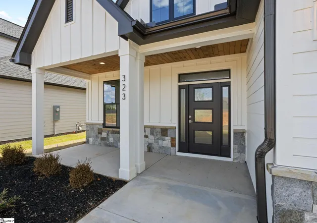 3rd image of 323 Eagle Mill Ln, Greer, SC 29651 | MLS# 1573113