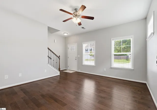 Photo 3 of Single family home for sale at 103 Chadmore St, Simpsonville, SC 29681 | MLS# 1596549 | Listing updated on 2026-09-22