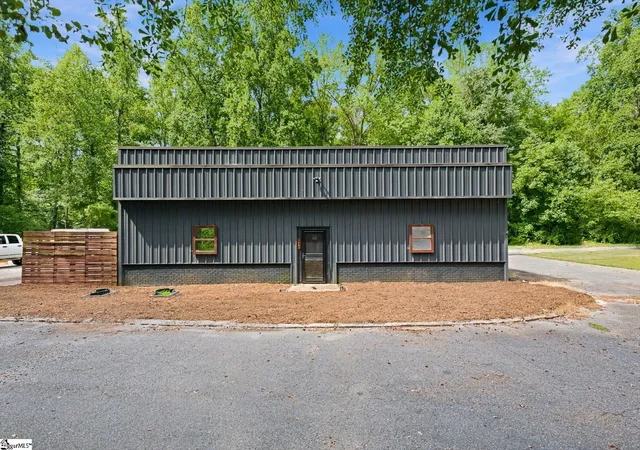 Photo 1 of Single family home for sale at 240 Presher Rd, Anderson, SC 29625 | MLS# 1595561 | Listing updated on 2026-09-06