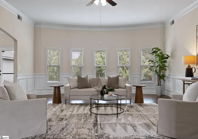 Photo 4 of Single family home for sale at 5 Tea Olive Pl, Simpsonville, SC 29680 | MLS# 1602370 | Listing updated on 2026-09-18