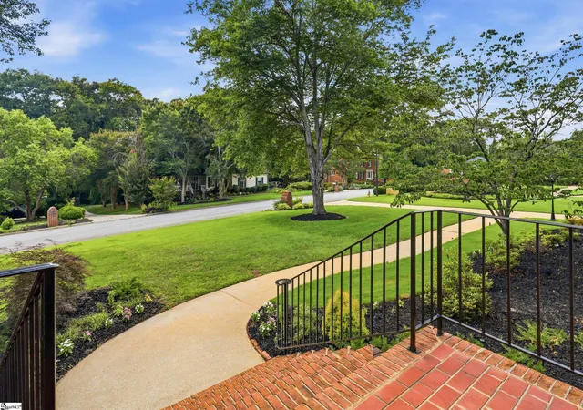 Photo 3 of Single family home for sale at 110 River Forest Ln, Greenville, SC 29615 | MLS# 1595044 | Listing updated on 2026-09-04