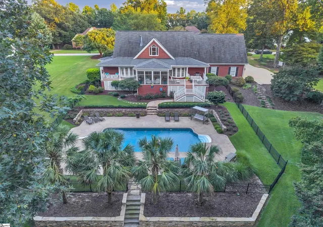 Photo 2 of Sale Pending at 5 King Eider Wy, Taylors, SC 29687 | MLS# 1602036 | Listing updated on 2026-09-08