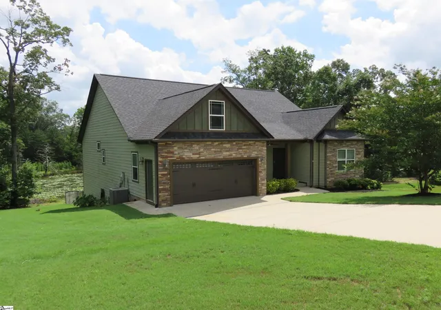 Photo 1 of Single family home for sale at 73 Lebanon Ct, Greer, SC 29651 | MLS# 1600286 | Listing updated on 2026-09-04