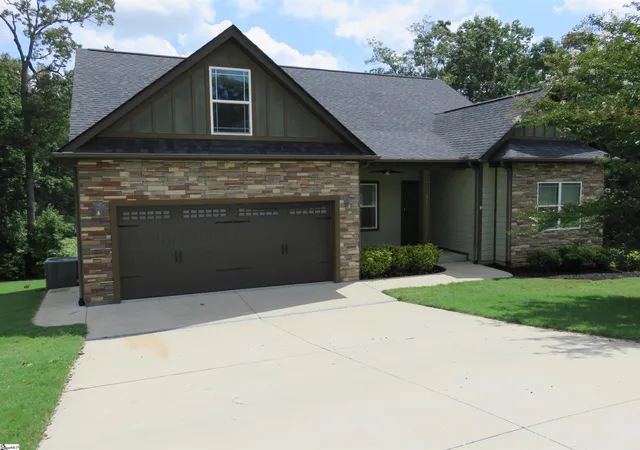 Photo 2 of Single family home for sale at 73 Lebanon Ct, Greer, SC 29651 | MLS# 1600286 | Listing updated on 2026-09-04