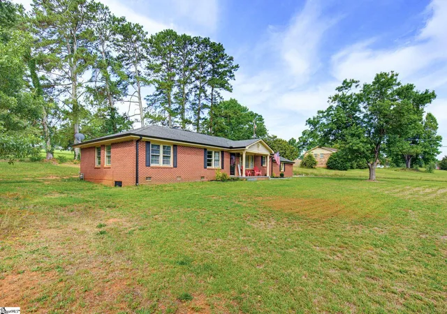 2nd image of 107 Wilson Rd, Anderson, SC 29625 | MLS# 1594539