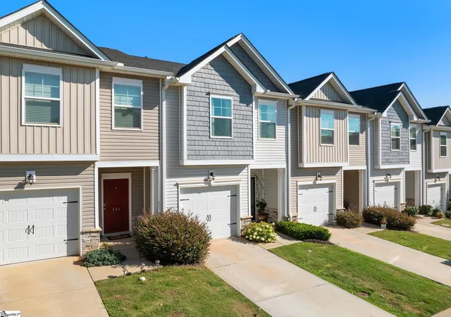 Photo 3 of Townhouse for sale at 103 Highline Trl, Greenville, SC 29607 | MLS# 1602130 | Listing updated on 2026-09-18