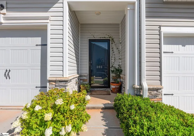 Photo 3 of Townhouse for sale at 103 Highline Trl, Greenville, SC 29607 | MLS# 1602130 | Listing updated on 2026-09-18