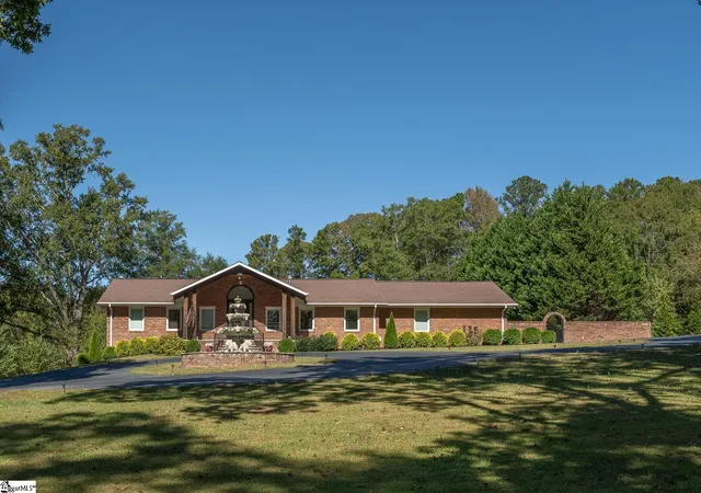3rd image of 351 Belcher St, Inman, SC 29349 | MLS# 1585114