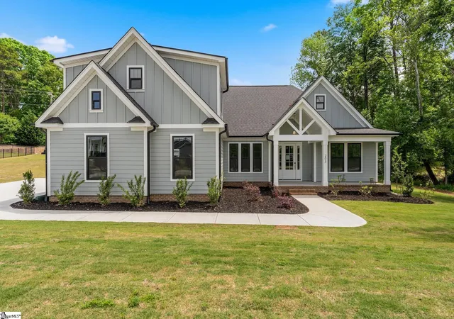 Photo 1 of Single family home for sale at 202 Timothy Ct, Anderson, SC 29621 | MLS# 1584727 | Listing updated on 2026-10-16