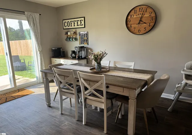 Photo 3 of Single family home for sale at 106 Southern Magnolia Ln, Laurens, SC 29360 | MLS# 1602375 | Listing updated on 2026-09-06