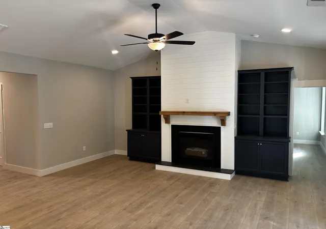 3rd image of 109 Powell Ct, Easley, SC 29640 | MLS# 1591220