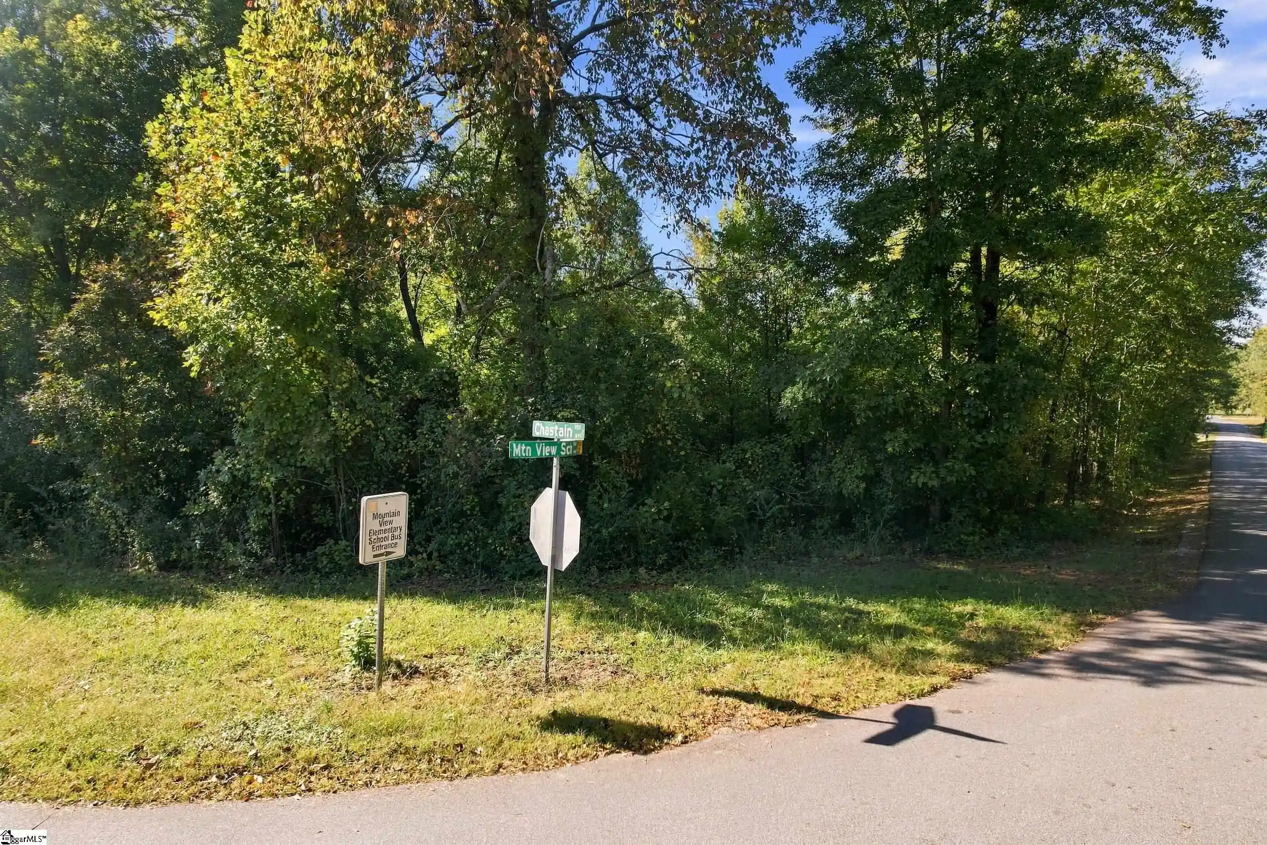 Photo 1 of Sale Pending at 56 Mountain View School Rd, Taylors, SC 29687 | MLS# 1606841 | Listing updated on 2026-10-19