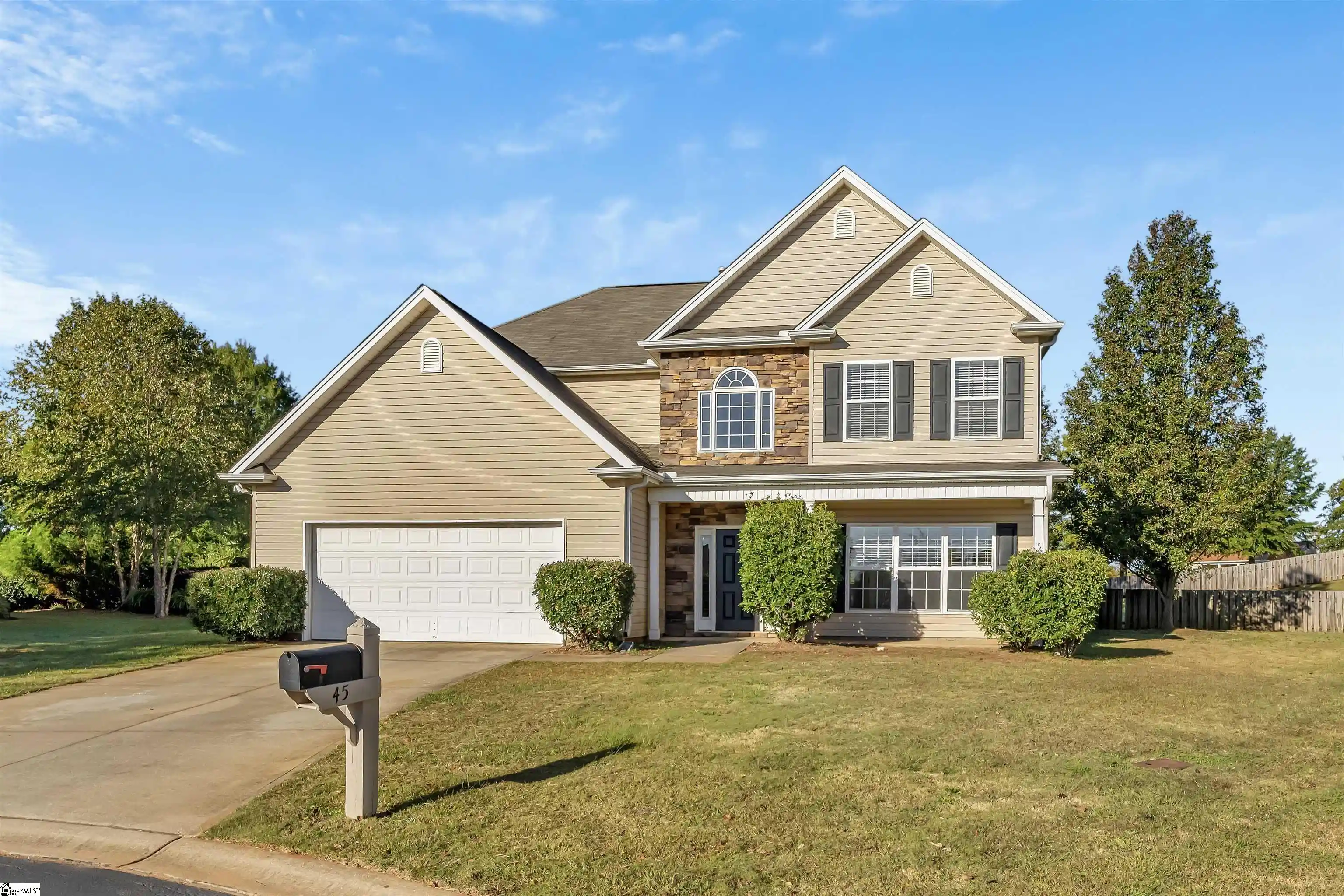 Single family home for sale at 45 Hurshfield Cir, Taylors, SC 29687 | MLS# 1608162