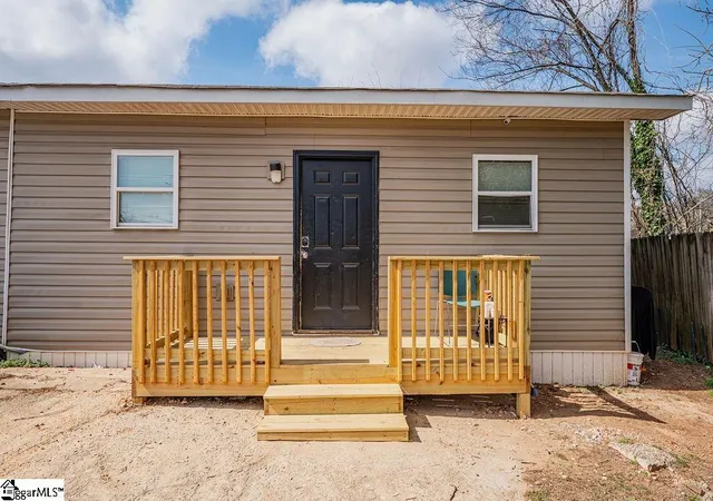 20th image of 1660 Wofford St, Spartanburg, SC 29301 | MLS# 1587235