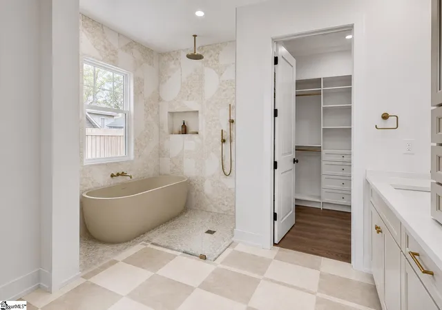 Photo 4 of Sale Pending at 409 Jones Ave, Simpsonville, SC 29681 | MLS# 1591855 | Listing updated on 2026-09-16