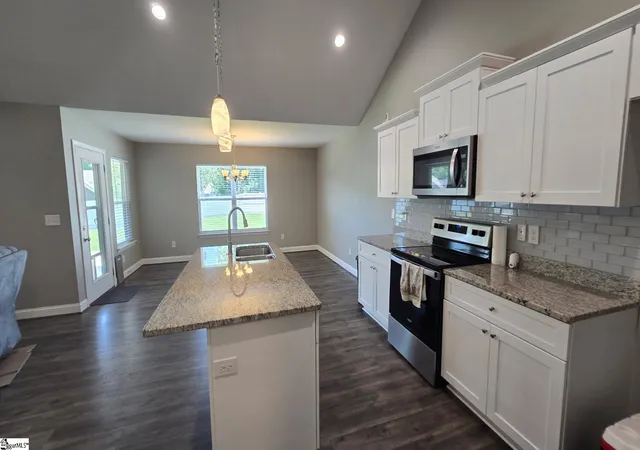 Photo 4 of Single family home for sale at 874 W Keepsake Ln, Inman, SC 29349 | MLS# 1595627 | Listing updated on 2026-09-19