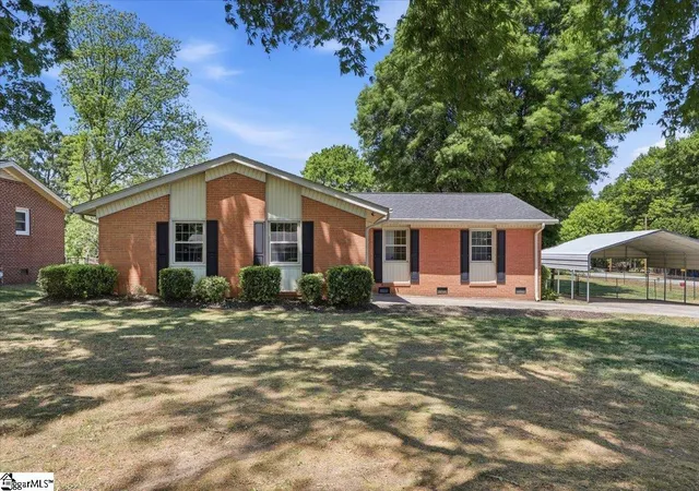 Photo 1 of Single family home for sale at 27 Cherrylane Dr, Greenville, SC 29617 | MLS# 1597811 | Listing updated on 2026-07-15