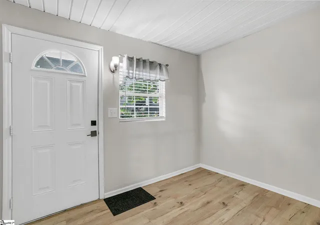 3rd image of 53 Bagwell Cir, Greenville, SC 29605 | MLS# 1594433