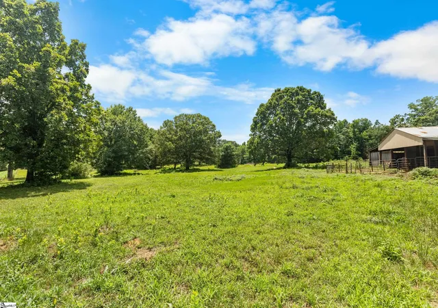 Homes for sale in Clinton, SC | 00 Poole Rd, Clinton, SC 29325 | MLS# 1595337