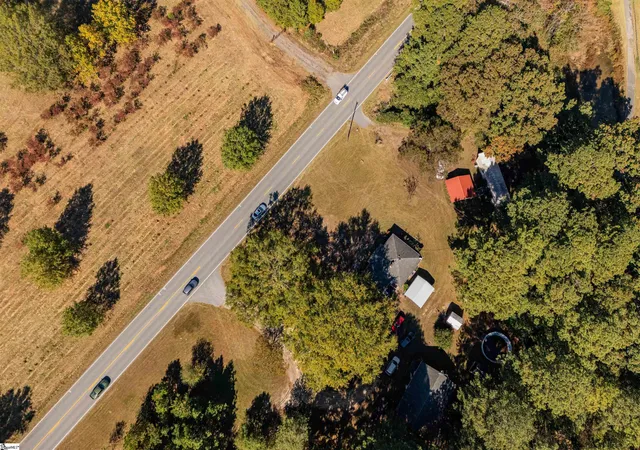 2nd image of 8426 81 N Hwy, Easley, SC 29642 | MLS# 1582282