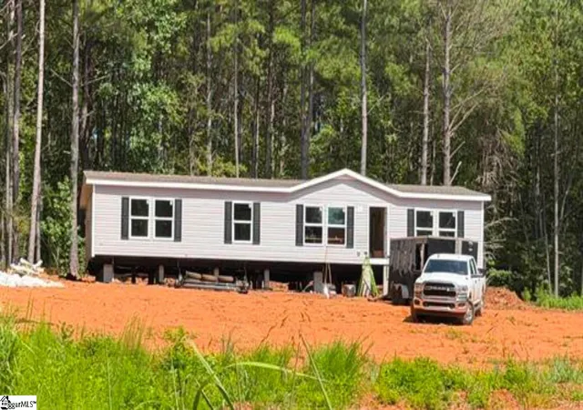 Photo 2 of Manufactured home for sale at 289 Frye Rd, Gaffney, SC 29340 | MLS# 1602452 | Listing updated on 2026-08-31
