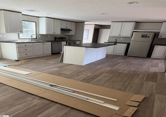 Photo 5 of Manufactured home for sale at 289 Frye Rd, Gaffney, SC 29340 | MLS# 1602452 | Listing updated on 2026-08-31