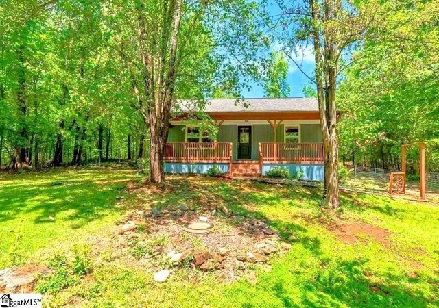 2nd image of 206 Pecan Dr, Westminster, SC 29693 | MLS# 1598793