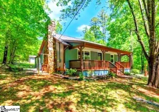 Photo 3 of Single family home for sale at 206 Pecan Dr, Westminster, SC 29693 | MLS# 1598793 | Listing updated on 2026-08-26