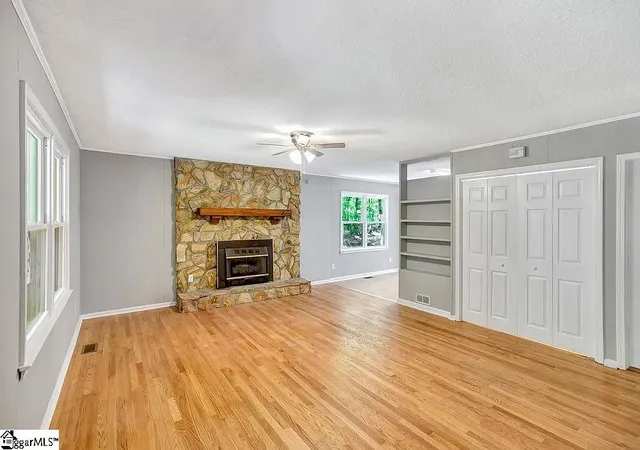 Photo 4 of Single family home for sale at 206 Pecan Dr, Westminster, SC 29693 | MLS# 1598793 | Listing updated on 2026-10-02