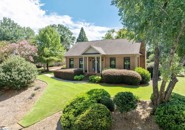 Photo 4 of Single family home for sale at 1 Wildlife Trl, Greer, SC 29650 | MLS# 1601625 | Listing updated on 2026-09-28