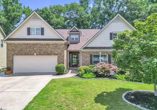 Photo 1 of Single family home for sale at 356 Strasburg Dr, Simpsonville, SC 29681 | MLS# 1598559 | Listing updated on 2026-08-16