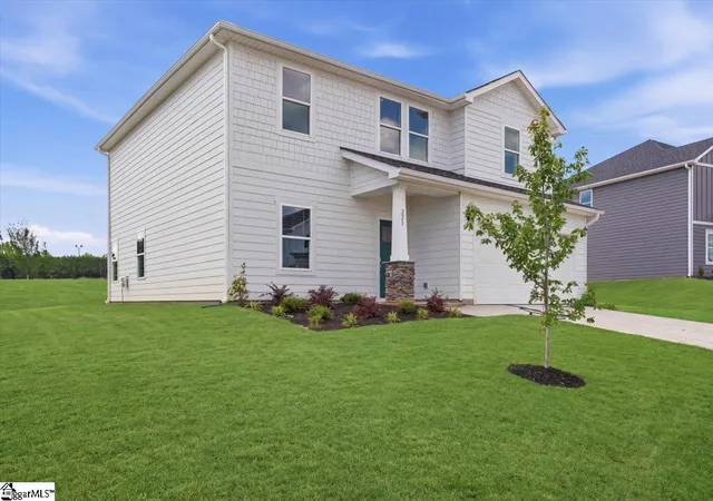 Photo 3 of Single family home for sale at 223 Abraham Wy, Boiling Springs, SC 29316 | MLS# 1586558 | Listing updated on 2026-09-02
