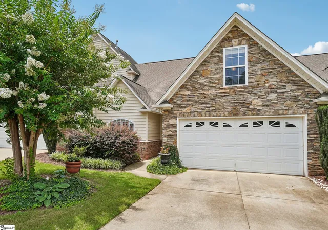 Photo 1 of Townhouse for sale at 326 Crandall Wy, Spartanburg, SC 29301 | MLS# 1595148 | Listing updated on 2026-09-10