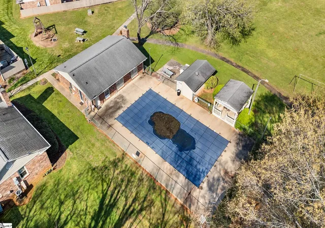 2nd image of 710 Hunts Brg Rd, Greenville, SC 29617