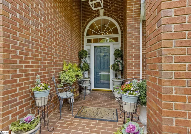 2nd image of 105 Red Branch Ln, Simpsonville, SC 29681 | MLS# 1596244