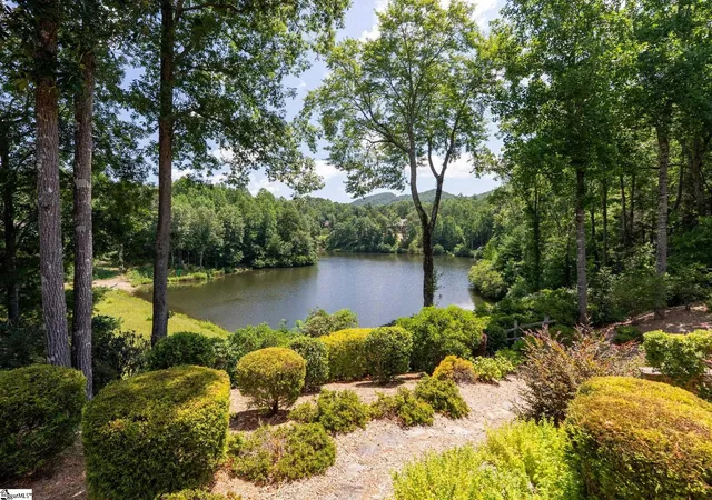 Photo 3 of Single family home for sale at 505 Woodlake Wy, Travelers Rest, SC 29690 | MLS# 1598700 | Listing updated on 2026-08-10